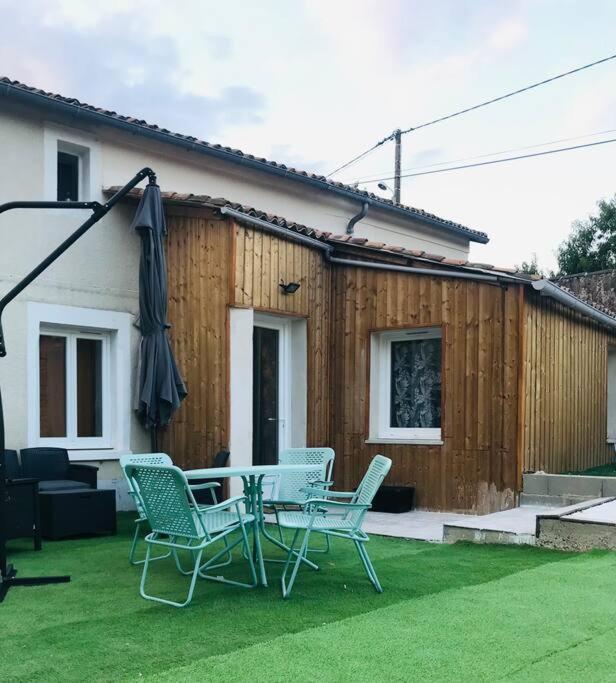 Apartamento L'Ecolier Futuroscope 4 Personnes Beaumont  Exterior foto